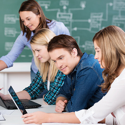 Studiengang Medieninformatik Bachelor Symbolbild Studiengang Medieninformatik Bachelor