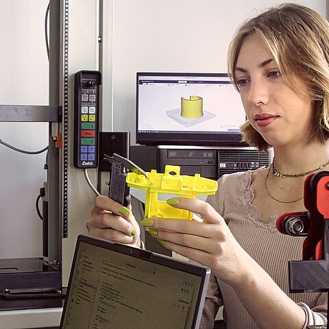 Studiengang 3D-Druck und Funktionale Oberflächen (B.Eng.) Studiengang 3D-Druck und Funktionale Oberflächen (B.Eng.)