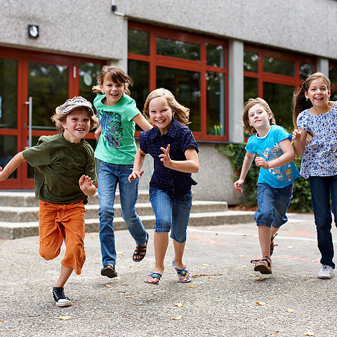Studiengang Praxisentwicklung und Forschung in der Sozialen Arbeit Master Symbolbild Studiengang Praxisentwicklung und Forschung in der Sozialen Arbeit Master