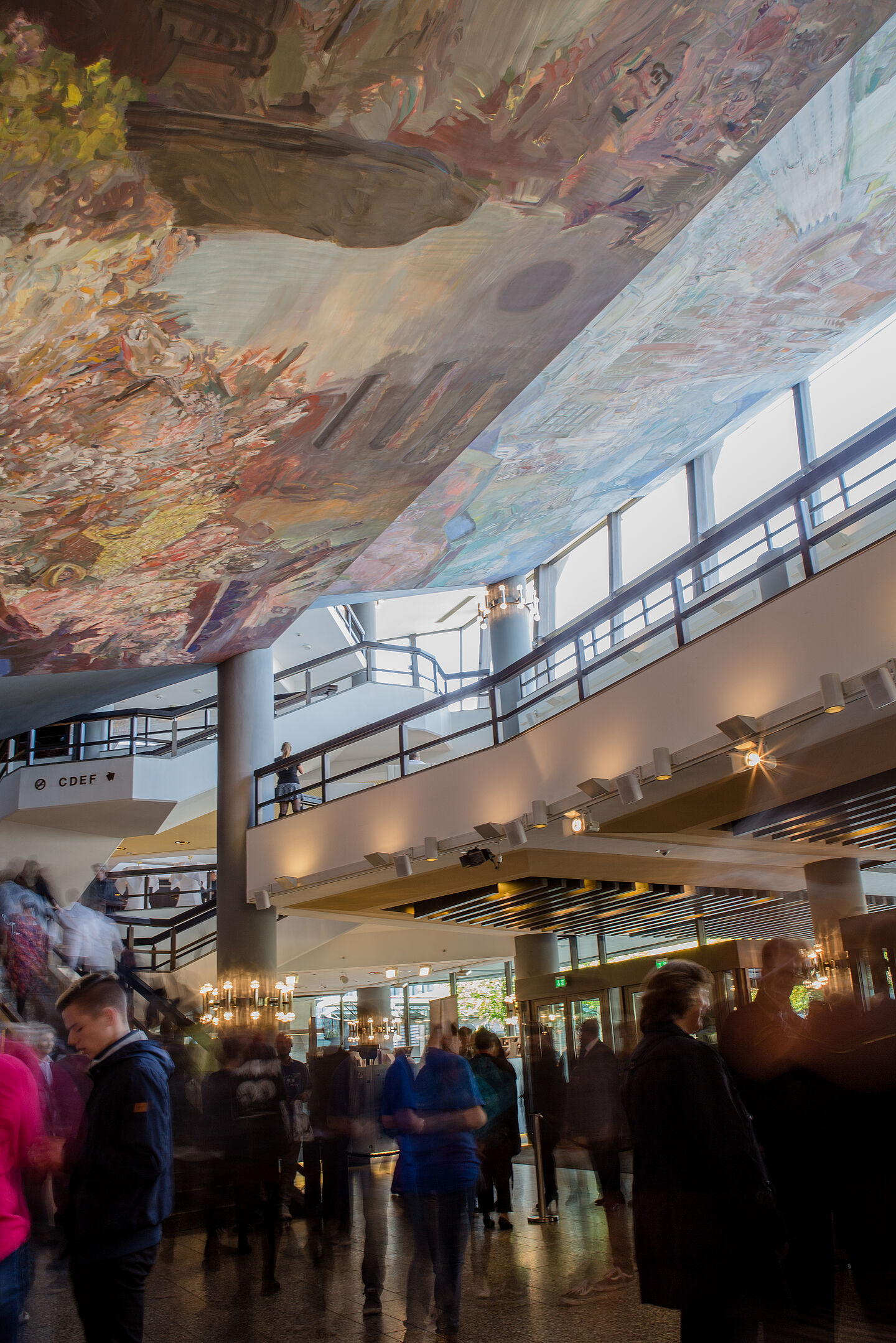 Volles Haus: Foyer des Gewandhauses zu Leipzig zur feierlichen Immatrikulation der HTWK Leipzig 2018. (Foto: Robert Weinhold/HTWK Leipzig)