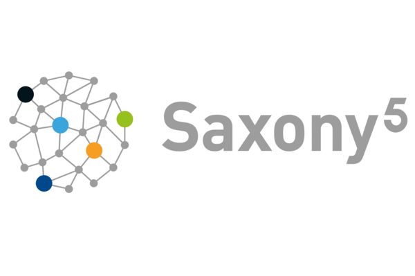 Logo des Projekts Saxony5 symbolisch für die 5 teilnehmenden Hochschulen