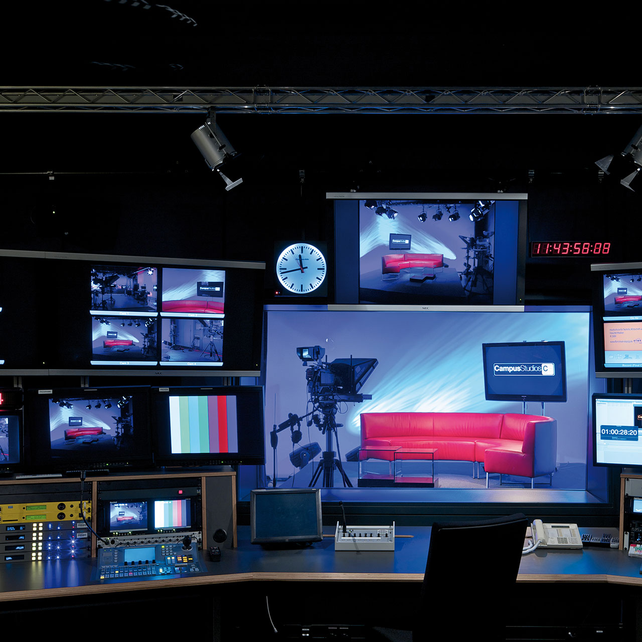 Studiengang Medienmanagement Master Symbolbild Studiengang Medienmanagement Master